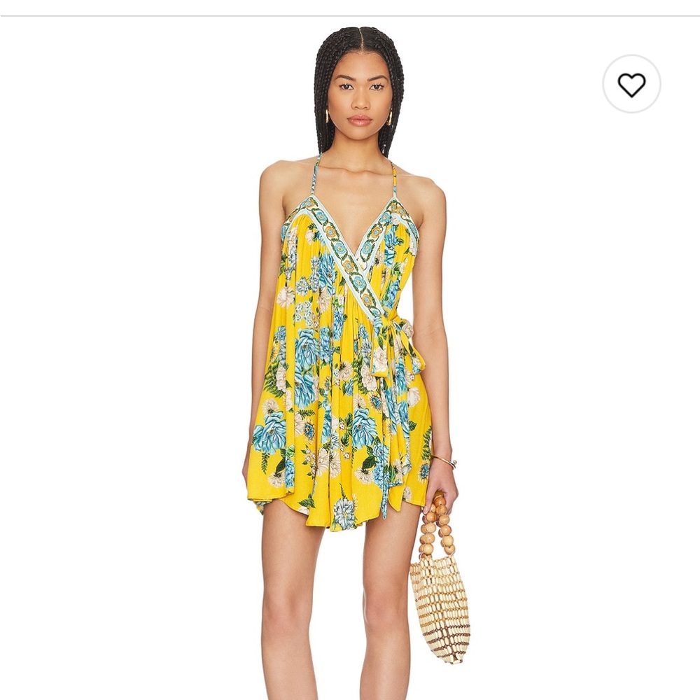 Agua Bendita cover-up